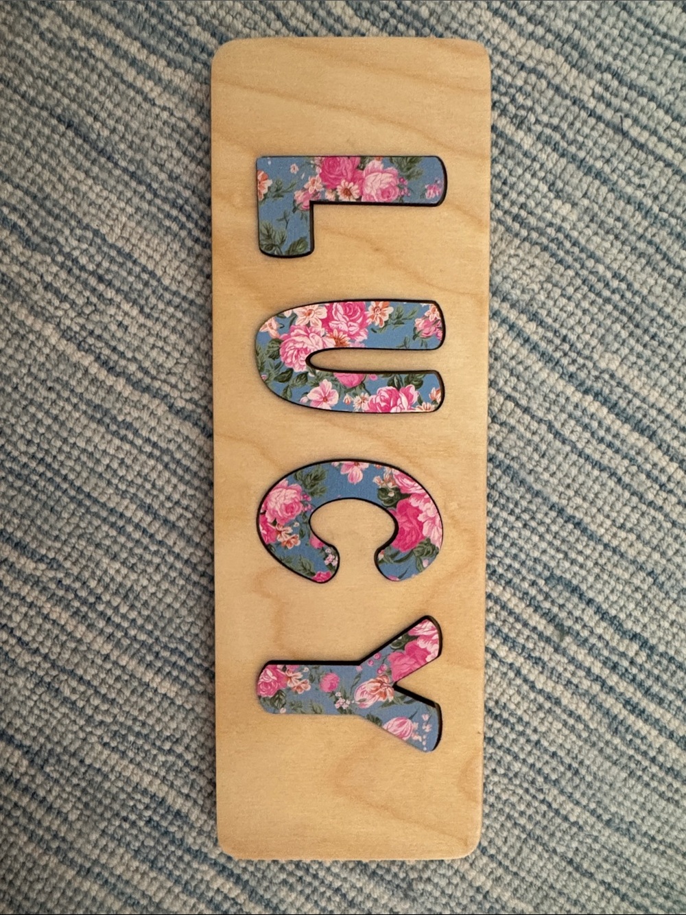 Unbranded Floral "Lucy" Wooden Wall Name Plaque in Blue and Pink - Picture 1 of 1